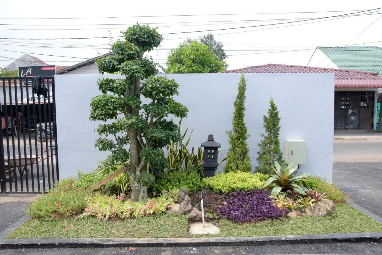Reddoorz Plus Near Unimed Medan Exterior foto